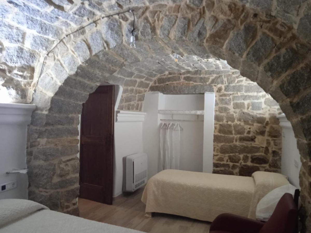 Antica Fonni Villa Bagian luar foto