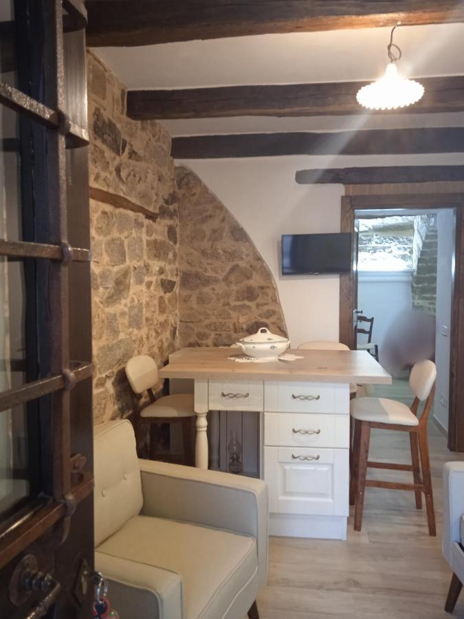 Antica Fonni Villa Bagian luar foto