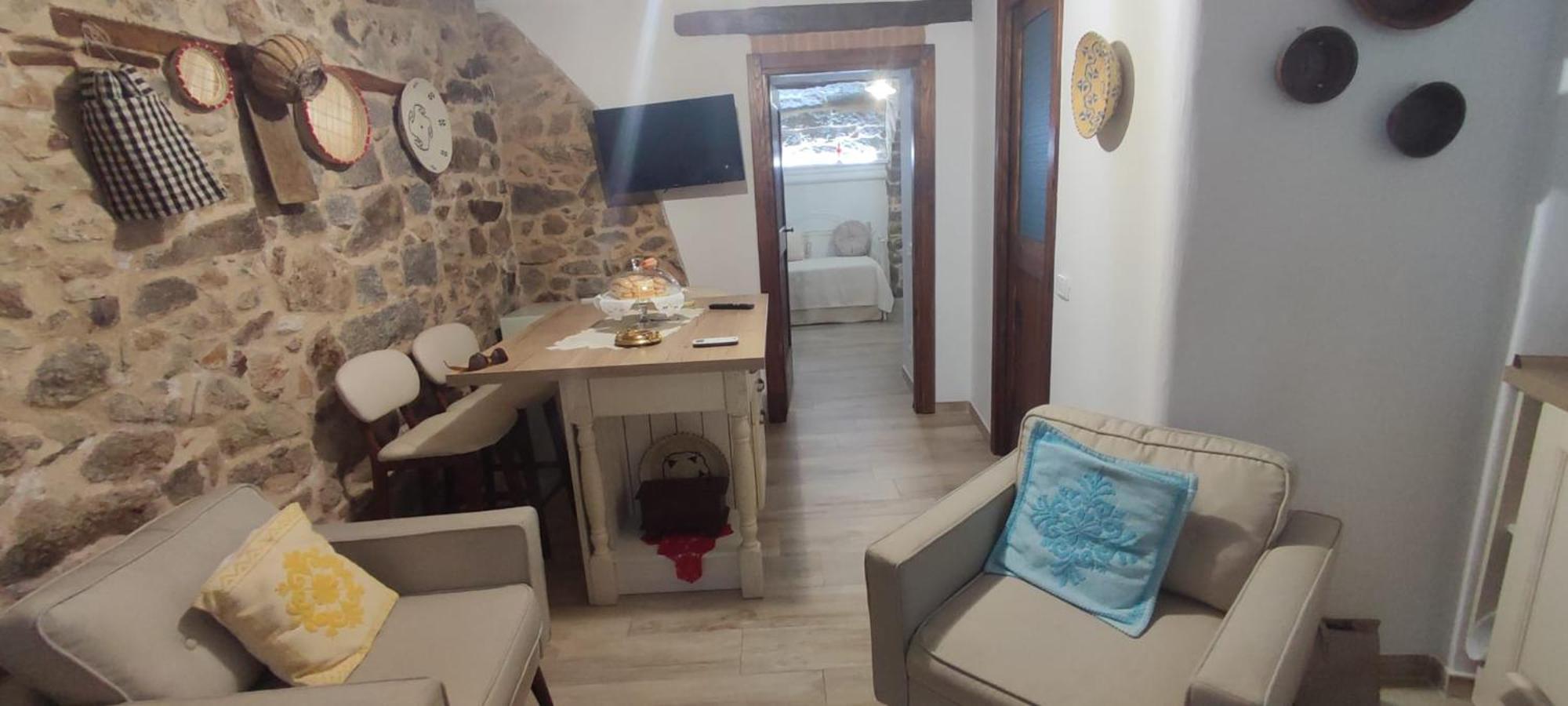 Antica Fonni Villa Bagian luar foto